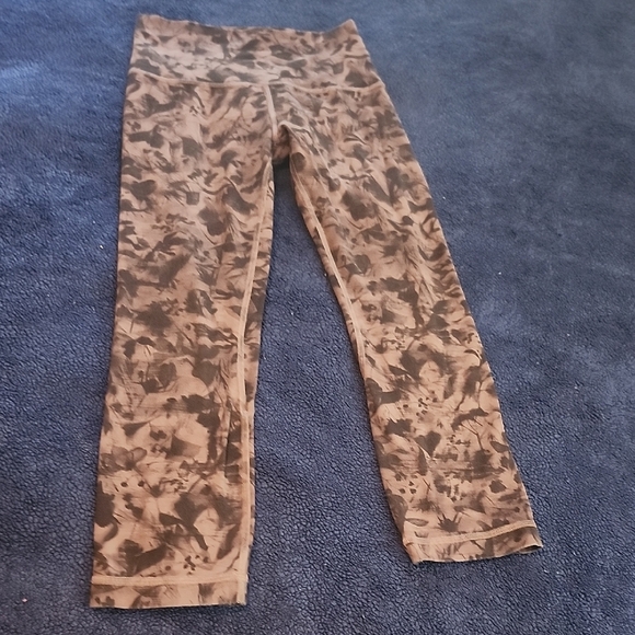 Lululemon Athletica Dark Brown Patterned Leggings - Picture 1 of 9